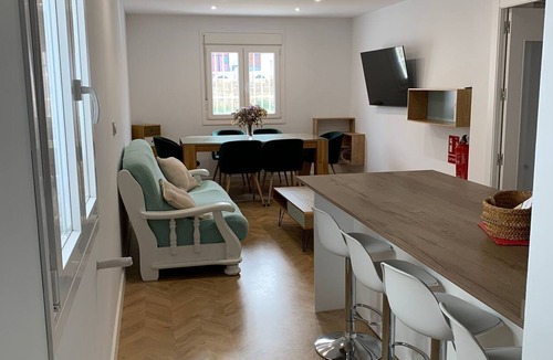 Old Town Baeza Condo | "THE WALLS"