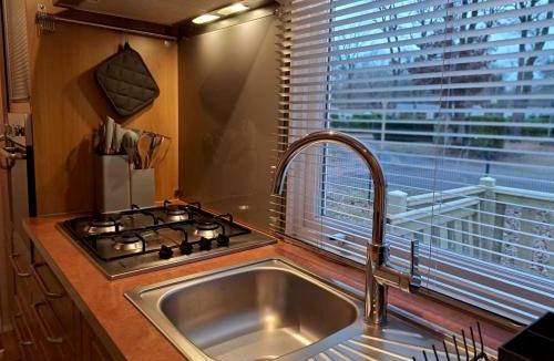 Marcilly-sur-Eure House | Tin