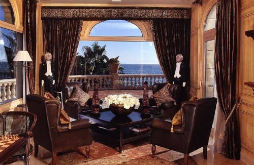 Mijas Costa Villa | TOP Elite Estate, am Strand, 9 Schlafzimmer, Privater Pool,