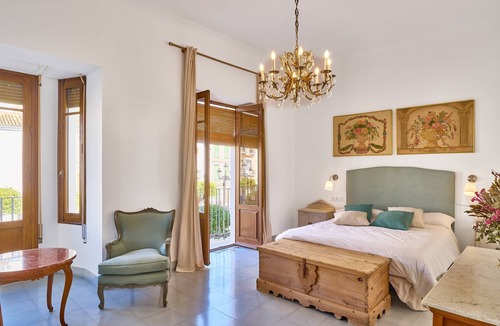 Espejo House | Tourist Rural Accommodation "Casa Palacio Vida" with Pool and Air Conditioning