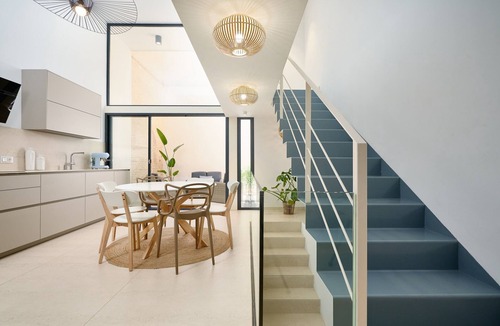 Triana House | Triana by Home at Homes