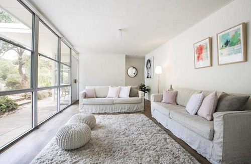 Anglesea House | Twiggy @ Anglesea