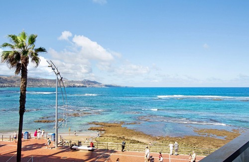 Las Palmas de Gran Canaria Apartment | Vacation Apartment 'Frente al Mar 308' with Sea View, Terrace & Wi-Fi