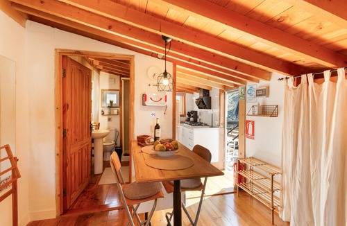 Mogan House | Vacation Home 'Arguineguín Retreat' with Mountain View, Wi-Fi and Air Conditioning