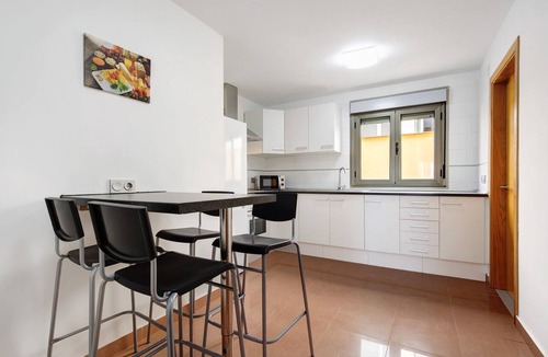 Puerto del Rosario Apartment | Vacation Apartment 'Casa Rosi 1' with Sea View and Wi-Fi