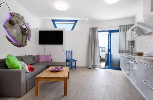 El Cotillo Apartment | Vacation Apartment 'Cotillo Esencia Tropical' with Private Terrace and Wi-Fi