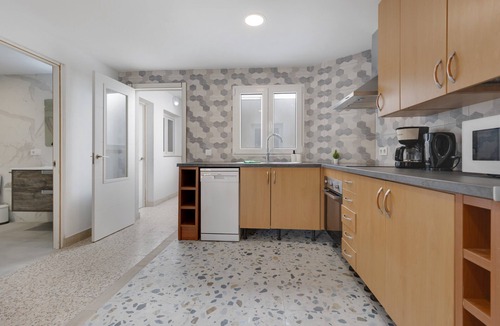 Gran Tarajal Apartment | Vacation Apartment 'Edificio El Baifo Loco - Milena' with Sea View and Balcony