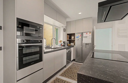 Telde Apartment | Vacation Apartment 'The Cliff View B' with Sea View, Private Terrace and Wi-Fi