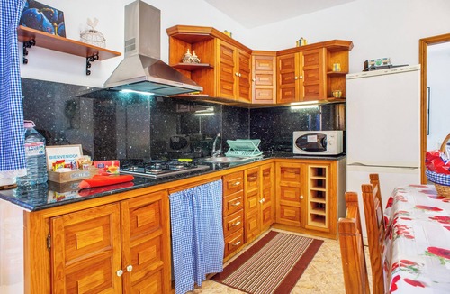 Fontanales House | Vacation Home "Casa Juana" with Sea View, Pool & Wi-Fi