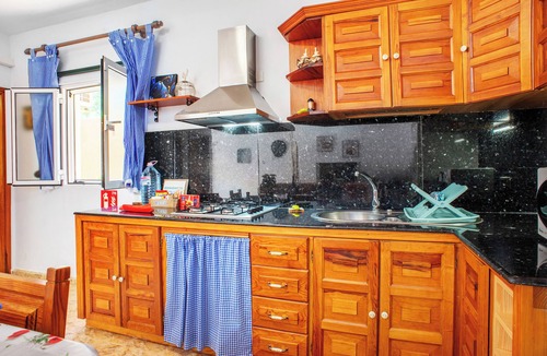Fontanales House | Vacation Home "Casa Juana" with Sea View, Pool & Wi-Fi