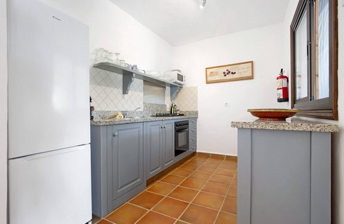Lajares House | Vacation Home "Casa La Bubilla en Lajares" with Private Garden & Wi-Fi