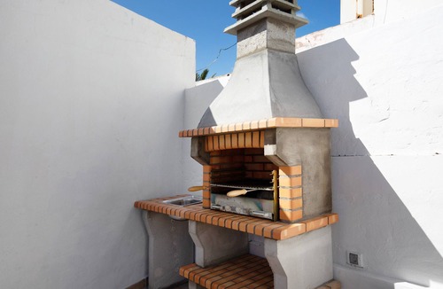 Betancuria House | Vacation Home 'Casa Milagrito Betancuria' with Terraces & Wi-Fi