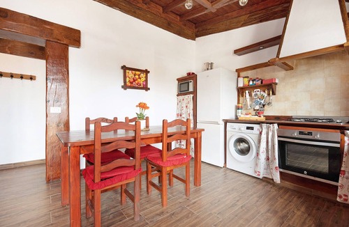 Icod de los Vinos House | Vacation Home "Casa Rural Romance" with Sea View, Jacuzzi & Wi-Fi