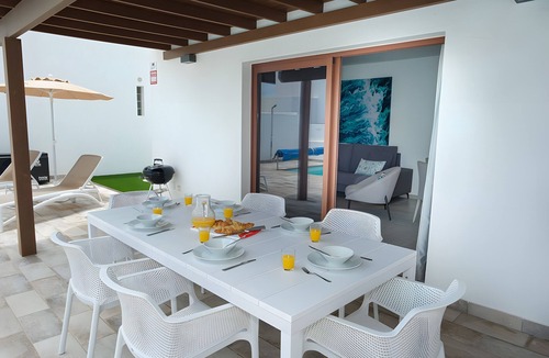 Playa Blanca Villa | Vacation Villa 'Ancoa' with Private Pool, Wi-Fi and Air Conditioning