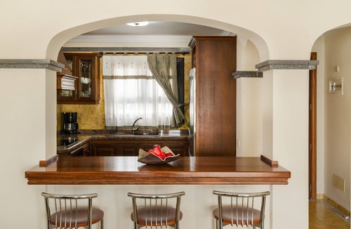 Playa Blanca Villa | Vacation Villa 'Faro Park with Private Pool' with Mountain View, Private Terrace and Wi-Fi