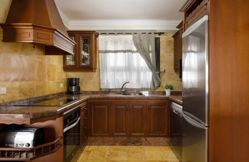 Playa Blanca Villa | Vacation Villa 'Faro Park with Private Pool' with Mountain View, Private Terrace and Wi-Fi