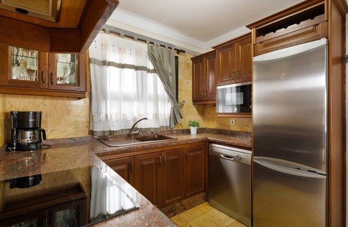 Playa Blanca Villa | Vacation Villa 'Faro Park with Private Pool' with Mountain View, Private Terrace and Wi-Fi
