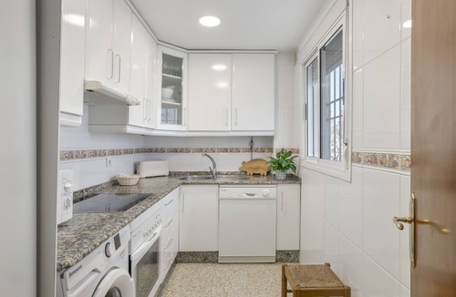 Valdelagrana Apartment | Valdelagrana Beach & Pool Apartment with Shared Pool, Private Terrace, and Wi-Fi