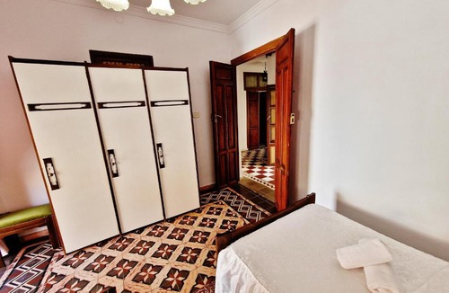 Pinos del Valle House | Velez Nazari Casa Molina