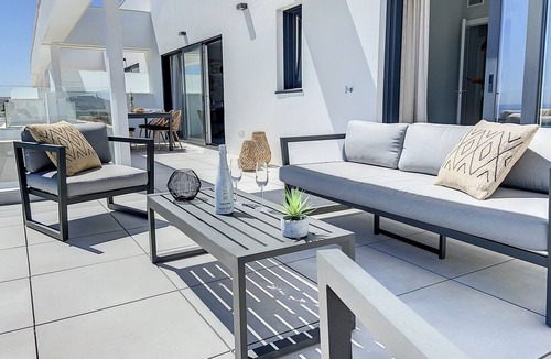 Casares Apartment | Via Celere 2334 Golf & Sea view