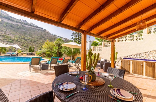 L'Alcassar Villa | "Villa Rafael" with Sea View, Pool & Wi-Fi