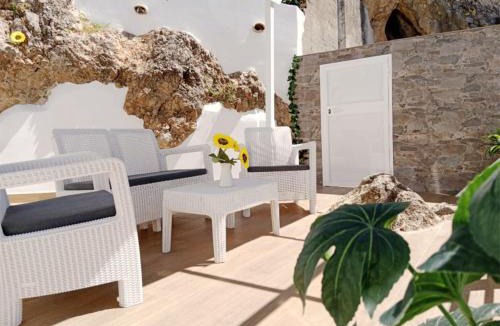 Olvera House | Villa 78 by Villamya