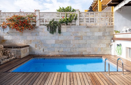 La Cala del Moral Villa | Villa 'Adosado La Cala Del Moral' with Private Pool, Wi-Fi and Air Conditioning