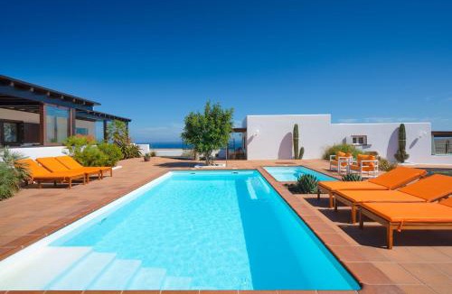 Yaiza Villa | Villa Agave/Villa Cardón