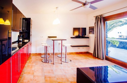 Playa Blanca House | Villa and Annex with Heated Pool and Incredible Ocean Views