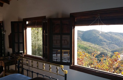 Daimalos Vados Villa | Villa and annexe with private pool and beautiful gardens