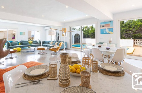 Balcon del Mar Villa | Villa AQUA VISTA by Abahana Villas