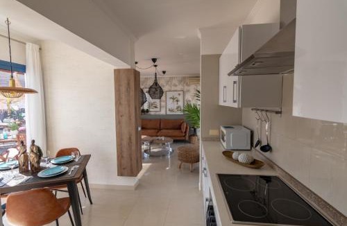 Playa Blanca Villa | Villa Arai by Villalia