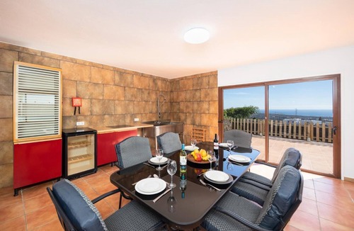 La Asomada Villa | Villa Asomada - Four Bedroom Villa, Sleeps 8
