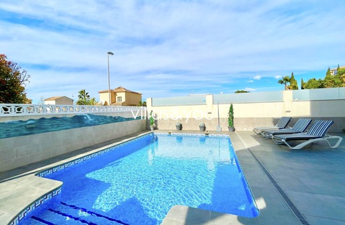 Benijofar Villa | Villa Atalaya Park by Villas&You