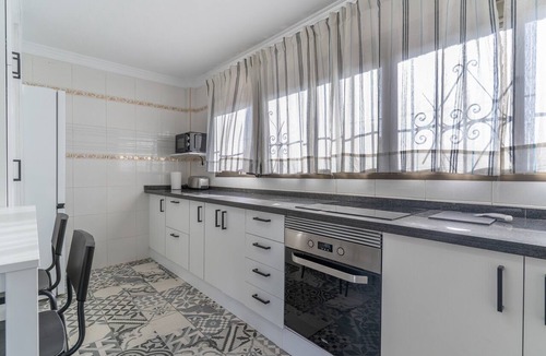 Rincon de la Victoria House | Villa Azucena – Vacation Home with Private Pool and Garden Near Rincón de la Victoria Beach