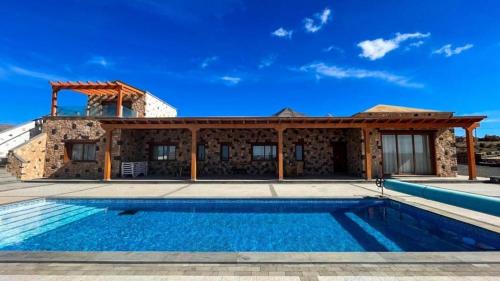 Puerto del Rosario House | Villa Barbuja Guest House - Entire Villa