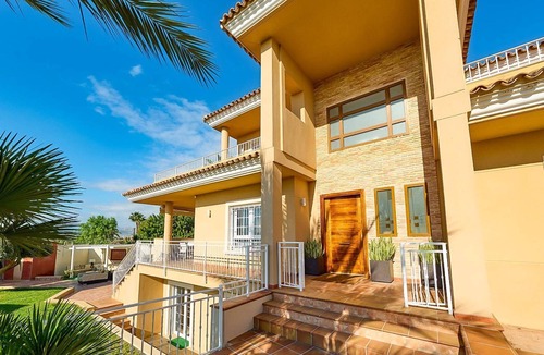 Hoya de los Patos Villa | Villa Blanca Lux - Five Bedroom Villa, Sleeps 11
