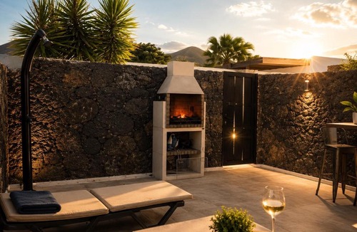 Conil Villa | Villa Blanco - Romantic Hideaway - Private Villa for Couple