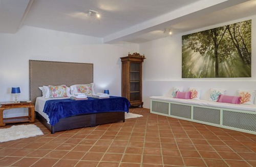 Gaucin Villa | Villa Bougainvillea - Three Bedroom Villa, Sleeps 8