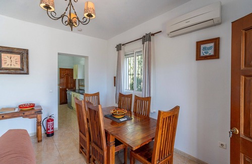 Rio Velez Villa | Villa 'Bravo spectacular views' with Lake and Mountain View, Pool, Garden & Wi-Fi