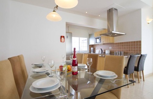 Puerto Calero Villa | Villa Calero Acentejo | Wonderful 5 Bedroom Villa |Central