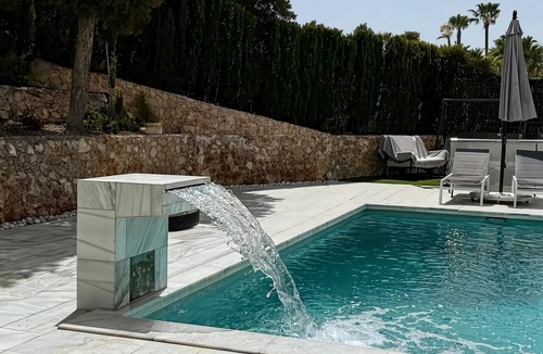 Orihuela Costa Ski Chalet | Villa Capitan — private pool, 2 saunas, and a spa next to the Villamartín Golf Course