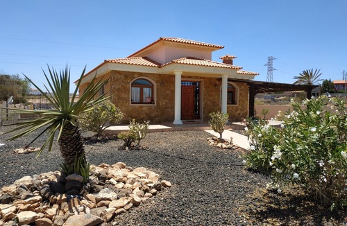 Triquivijate Villa | Villa Casa Del Sol 3 Bedrooms With Private Solar Covered Pool 12m x 6m WiFi