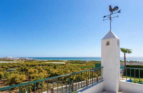 Nerja Villa | Villa Casa El Retiro with Sea View, Pool, Wi-Fi & Garden