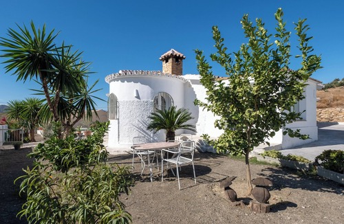 Alcaucin Villa | Villa Cayetana - Spacious 4-Bedroom Villa with Private Pool, Terrace & BBQ