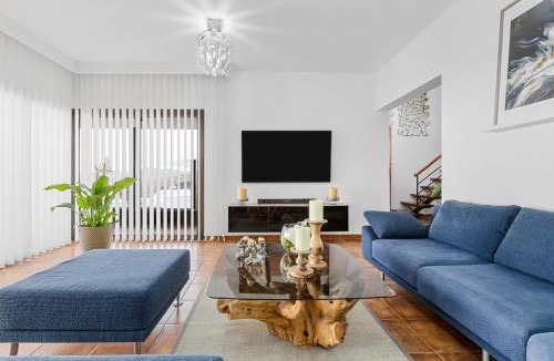Macher Villa | Villa con piscina climatizada y vistas al mar