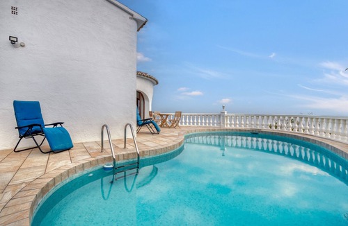 Cumbre del Sol Villa | Villa 'Costa Blanca' with Sea View, Wi-Fi and Air Conditioning