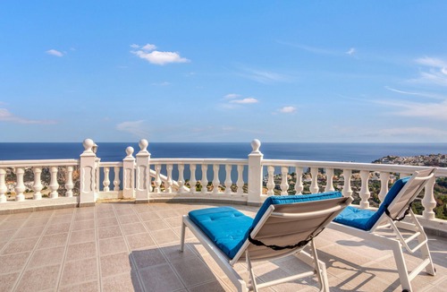 Cumbre del Sol Villa | Villa 'Costa Blanca' with Sea View, Wi-Fi and Air Conditioning