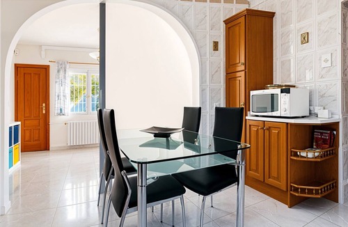 Hoya de los Patos Villa | Villa 'De Golf Hoyo 19' with Private Pool, Wi-Fi and Air Conditioning