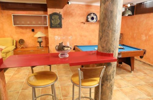 Pulpi Villa | Villa de Lujo con Piscina A 5 min de San Juan de los Terreros